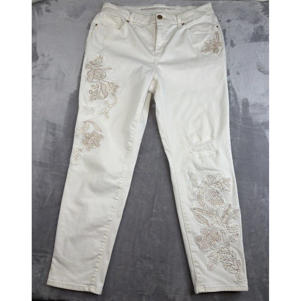 Chico's So Slimming Girlfriend Ankle Jeans 1.5 Ivory Embroidered Floral Pants